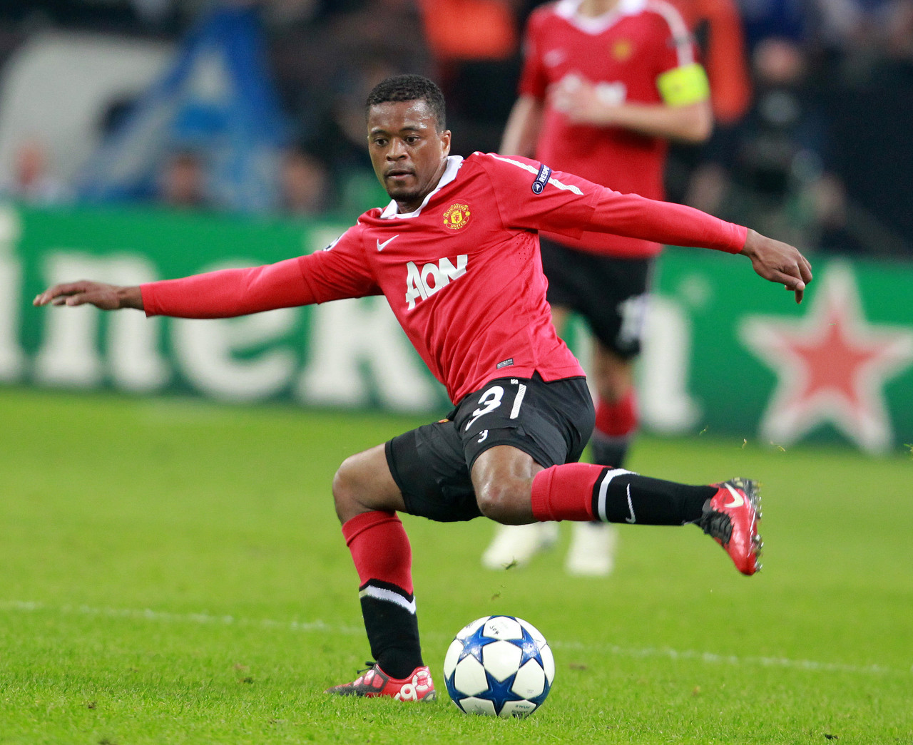 是球队在冠 是球队在冠